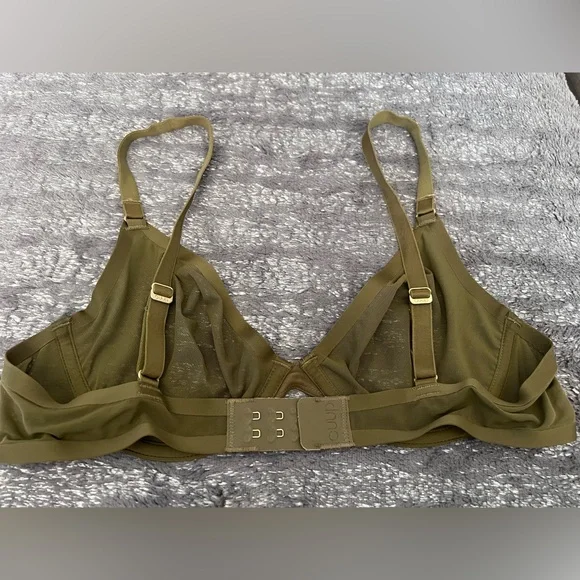 CUUP BRA - Picture 3 of 7